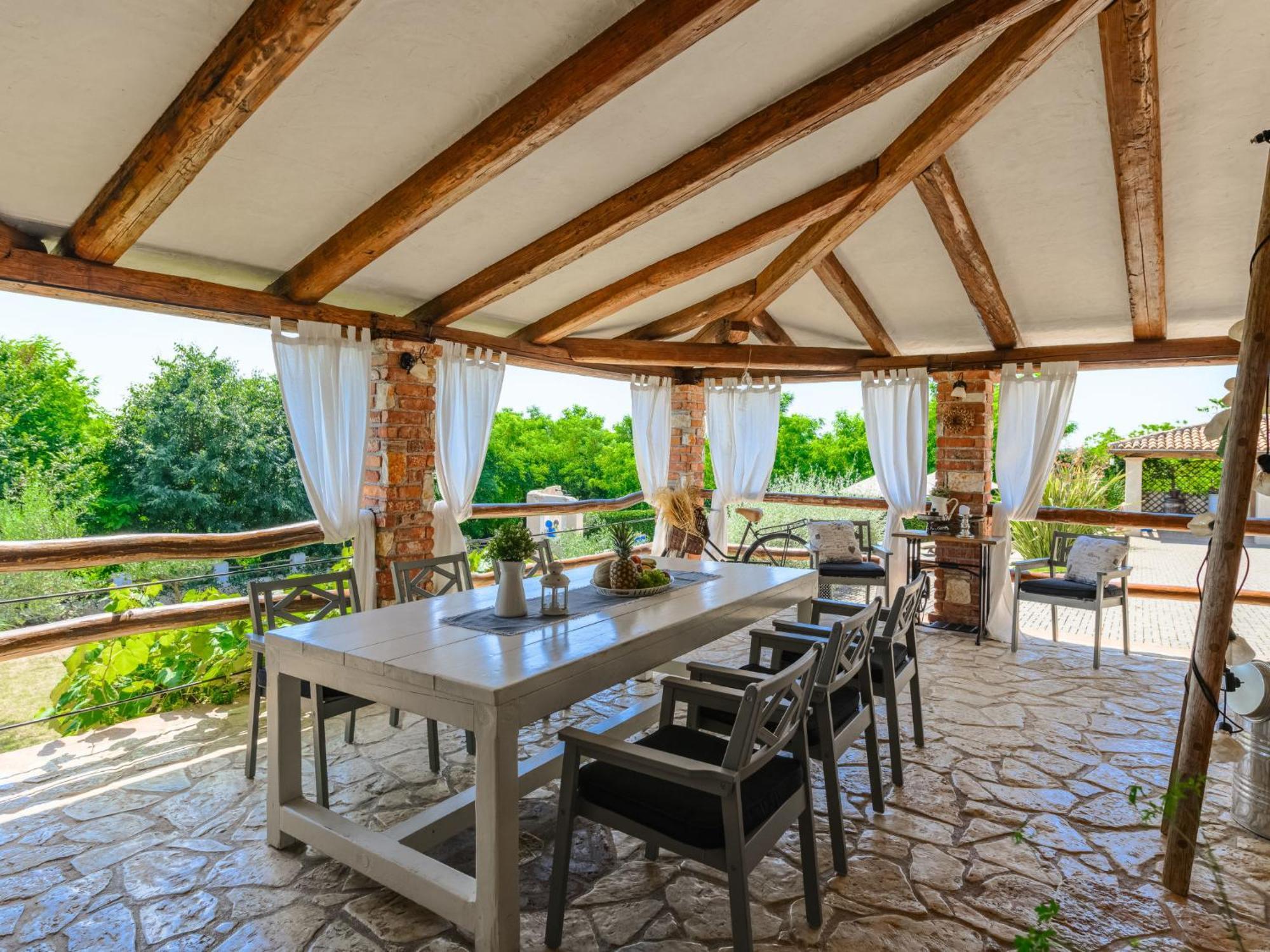Vali By Interhome *