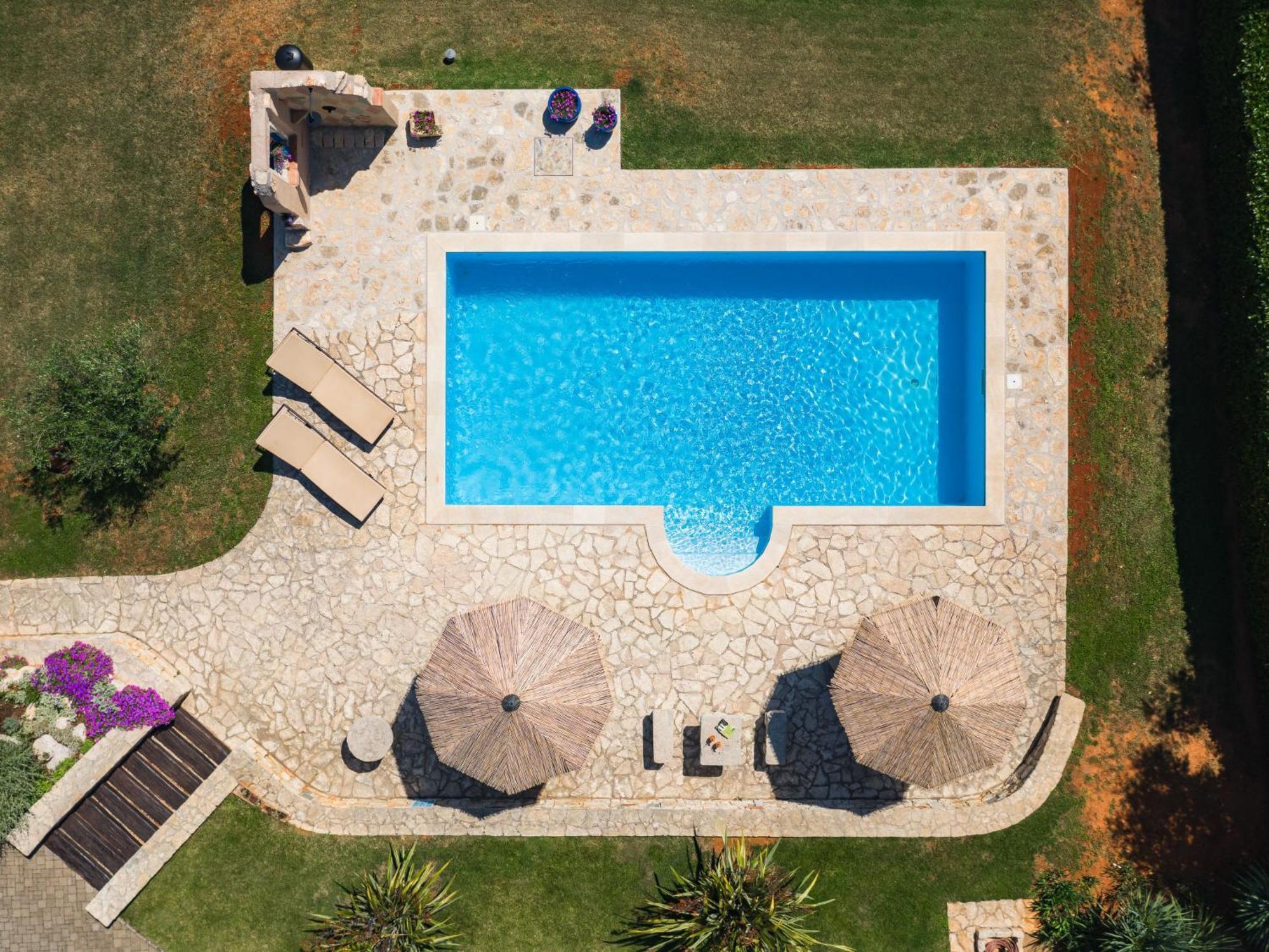 Vali By Interhome Holiday home Porec